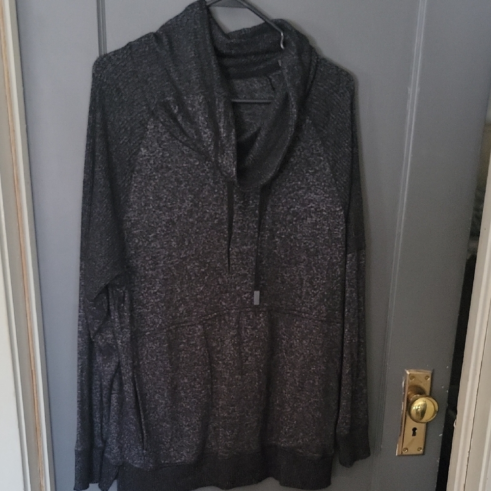 Women's Long Sleeve Gray Top